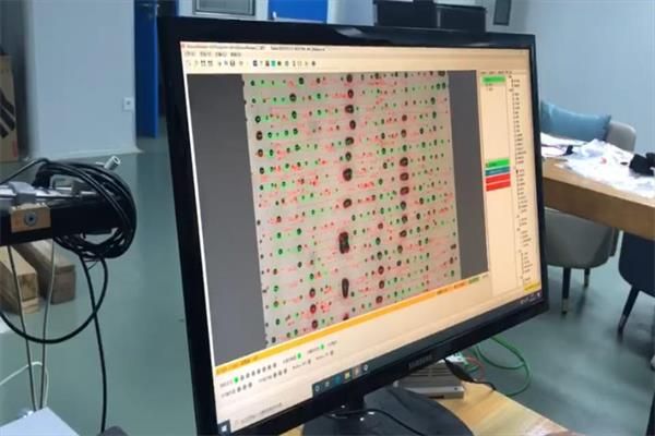 生物墨滴斑點(diǎn)間距檢測