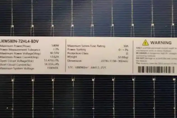 光伏板高精度貼標應用